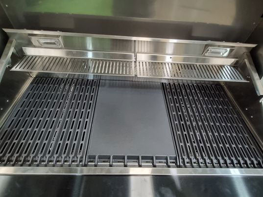 Gasmate Nova Graphite 6 Burner BBQ - Image 15