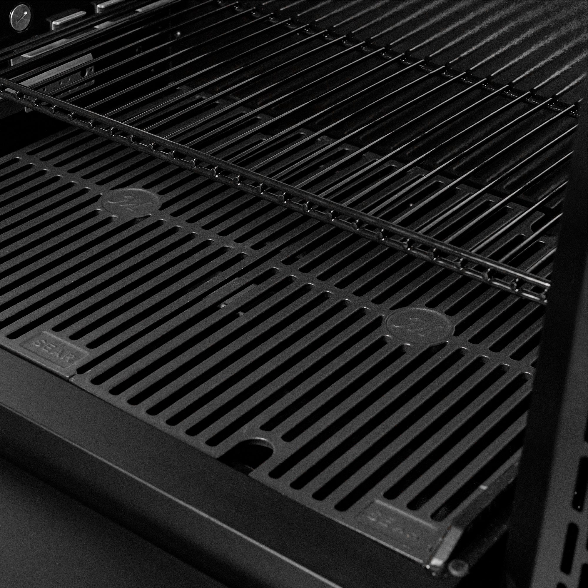 Masterbuilt Gravity Series 600 Digital Charcoal Grill + Smoker - Bundle - Image 11
