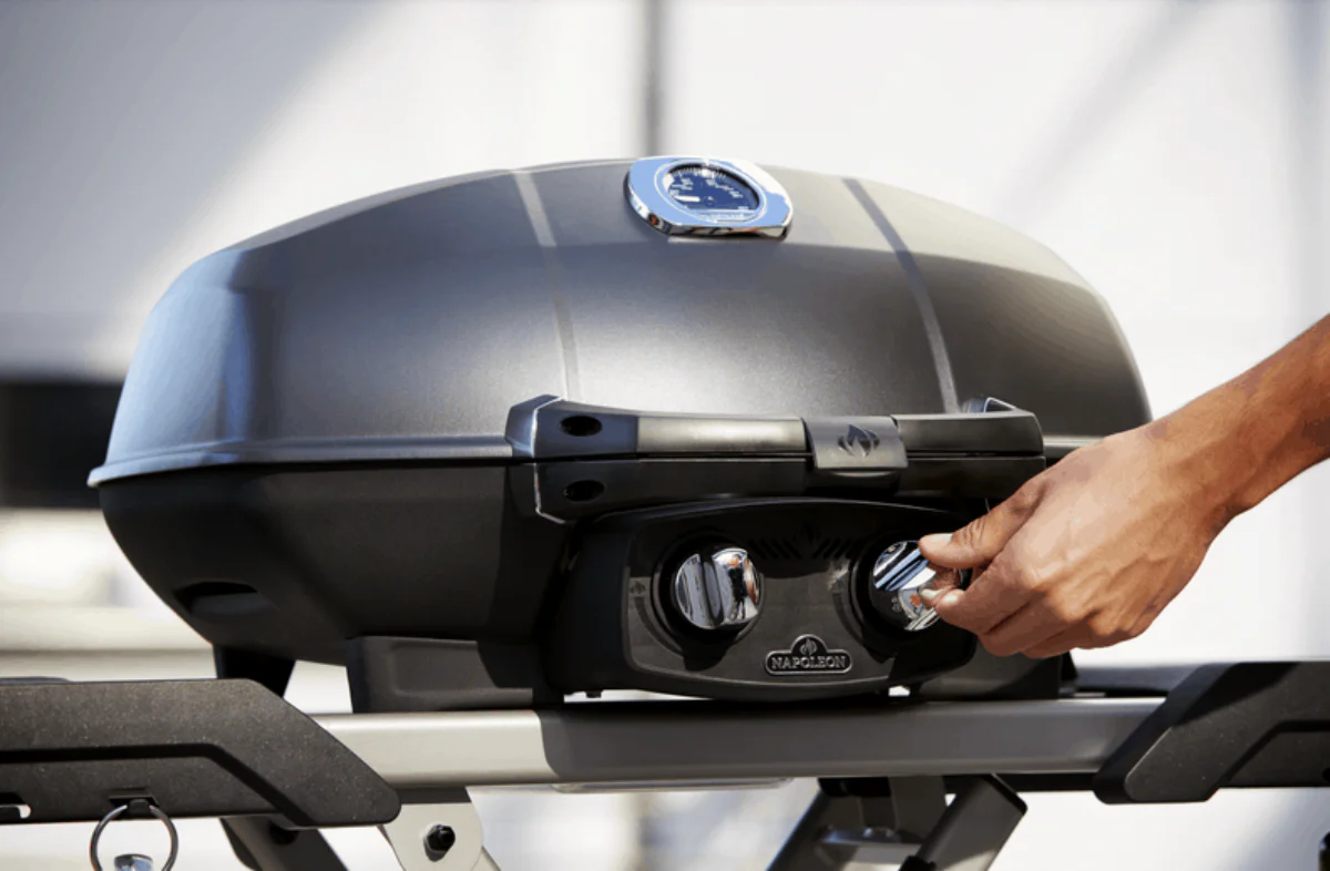 Napoleon Travel Q Pro with Scissor Legs Portable BBQ - Image 7